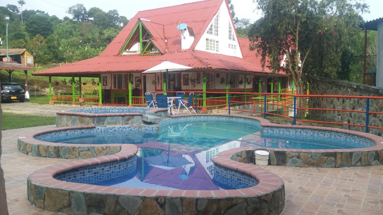 Ecohotel Colibri Salento Luna Park Extérieur photo