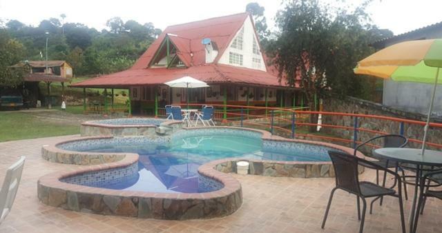 Ecohotel Colibri Salento Luna Park Extérieur photo