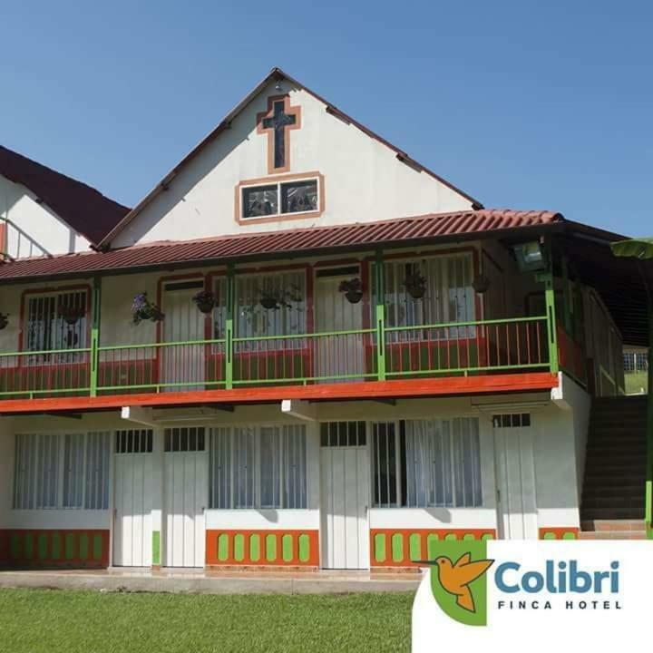 Ecohotel Colibri Salento Luna Park Extérieur photo